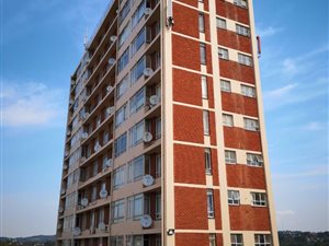 1 Bed Apartment in Carrington Heights