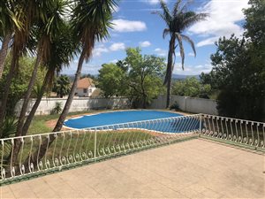 12 Bedroom House in King Williams Town