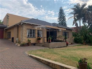 4 Bed House in Cyrildene