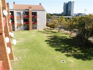 2 Bed Townhouse in Menlyn