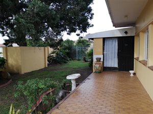 2 Bed House in Glendinningvale