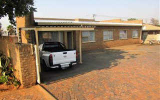 4 Bedroom House in Suideroord