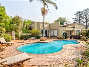 3 Bed House in Aston Manor