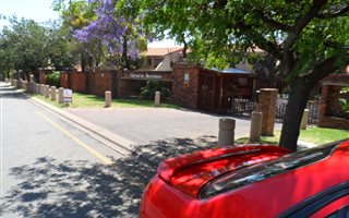 2 Bedroom Apartment in Sunninghill
