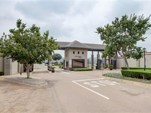 1.1 ha Land available in Mooikloof Equestrian Estate