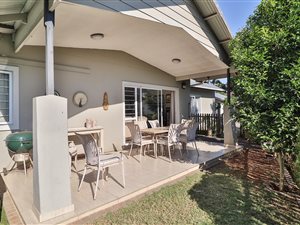 3 Bed Simplex in Park Hill
