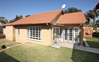 3 Bedroom House in Greymont