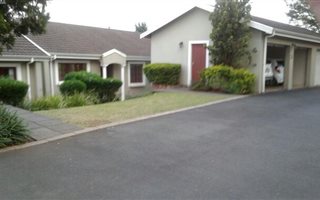 3 Bedroom Townhouse in Waterfall