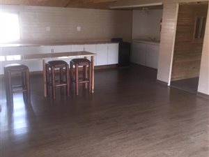 1 Bedroom Garden Cottage in Edleen