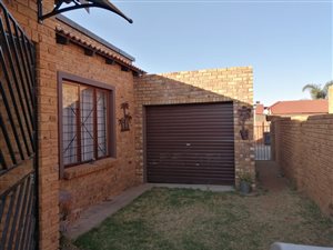 3 Bed House in Krugersdorp Central