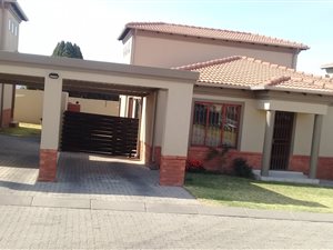 4 Bed House in Noordwyk