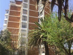 2 Bed Apartment in Arboretum