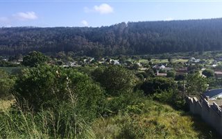 877 m² Land available in Meedingsride