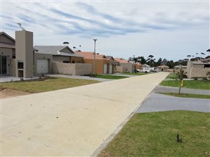 2 Bed House in Pacaltsdorp