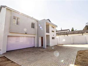 3 Bed House in Waterkloof