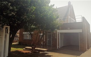 4 Bedroom House in Brenthurst