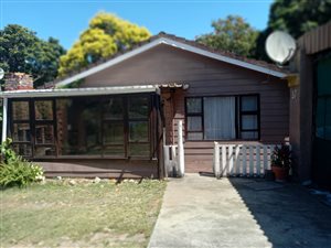 2 Bed House in Bonza Bay