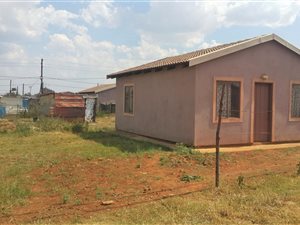 2 Bed House in Kanana Park