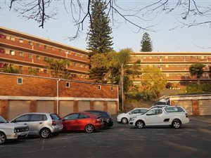 2 Bed Apartment in Westridge