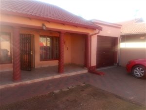 3 Bed House in Dobsonville