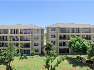 3 Bedroom Apartment in Halfway Gardens