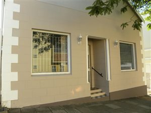 156 m² Commercial space in Somerset East