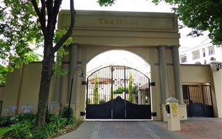 2 Bedroom Apartment in Hyde Park