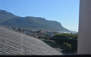 2 Bedroom Apartment in Fish Hoek