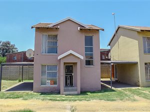 2 Bedroom Duplex in Vanderbijlpark CW5