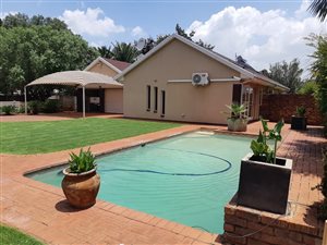 3 Bed House in Rothdene