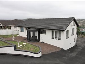 3 Bed House in Umhlatuzana