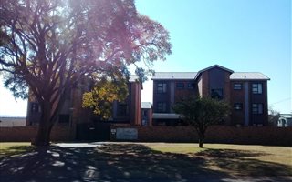2 Bedroom Apartment in Highveld Park