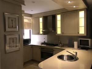 4 Bed Cluster in Melrose Estate