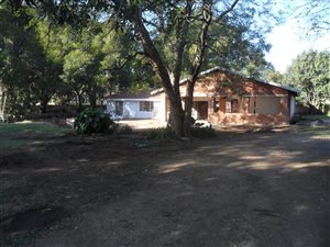 4 Bed House in Monteseel