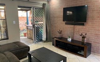 2 Bedroom House in Highveld