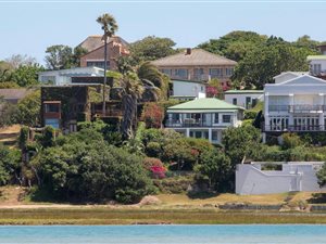 3 Bed House in Boesmansriviermond