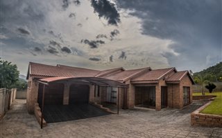 3 Bedroom House in Kanyamazane