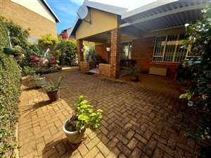 3 Bed Simplex in Manaba