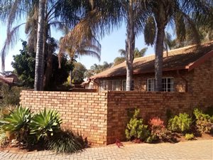 2 Bed Townhouse in Meyerspark