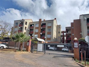 2 Bed Apartment in Menlyn