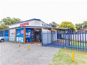 Commercial space in Rothdene