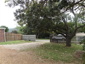 498 m² Land available in Boesmansriviermond