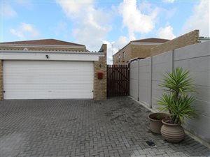 2 Bed House in Protea Heights