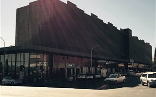 Bachelor apartment in Boksburg Central