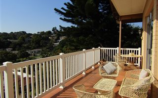 6 Bedroom House in Manor Gardens