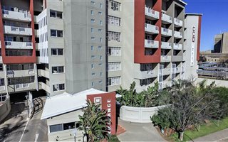 2 Bedroom Townhouse in Universitas