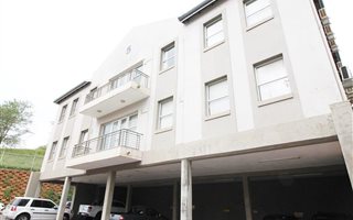 321 m² Commercial space in Sunningdale