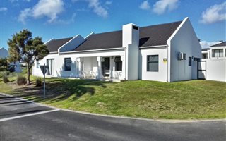 3 Bedroom House in Shelley Point