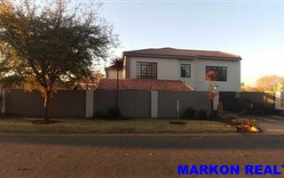 4 Bedroom House in Presidents Dam