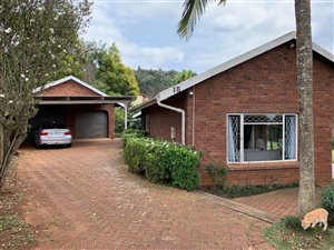 3 Bed House in Prestbury